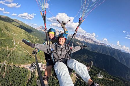 Paragliding adventure Plose/Brixen Dolomites for nature lovers