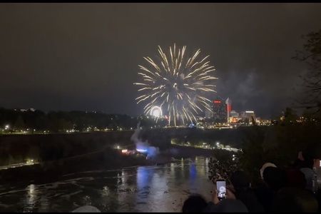 Niagara USA Side Rainbow Illumination and Fireworks Walking Tour