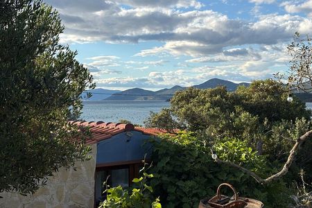 Orebic to AIRPORT DBV luxury transfer with WINE tasting INCLUDED