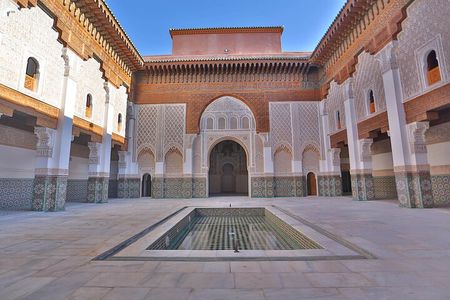 Marrakech : Madrasa Ben Youssef & Secret Garden and Medina Tour