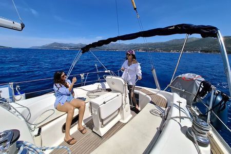 Dubrovnik yacht cruise-Private Sailing tour to Elafity&Blue cave 