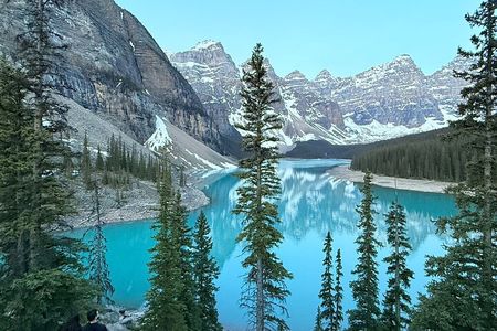 Lake Louise Moraine, Emerald&Peyto Lake 4 lakes tour from Calgary