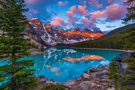 Moraine Lake Sunrise Private Luxury Tour - from Canmore/Banff