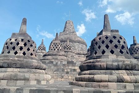 Borobudur Prambanan Tumpaksewu Bromo Ijen with Bali transfer