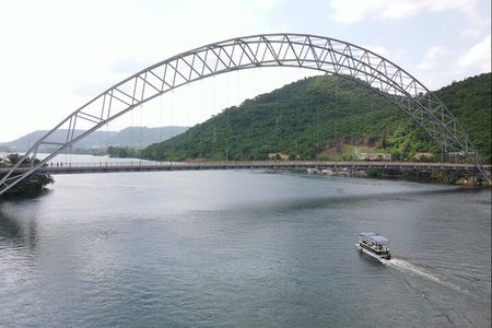 Accra Safari & Boat Cruise Day Tour