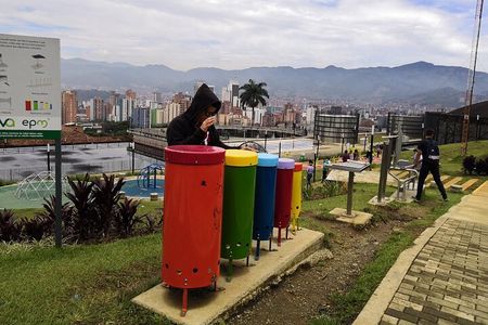 Motorcycle Tour Through the Neighborhoods of Medellin 