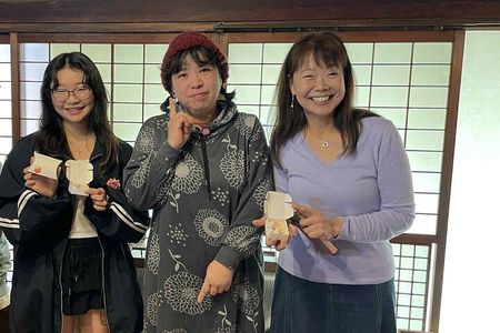 Tsumami Zaiku (Kanzashi) making Workshop in Abeno Osaka