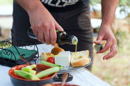Tortolì Oil Mill Tour with Guided Oil Tasting in Lotzorai