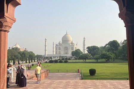  3 Days Taj Mahal Tour with Ranthambore Tiger Safari from Delhi
