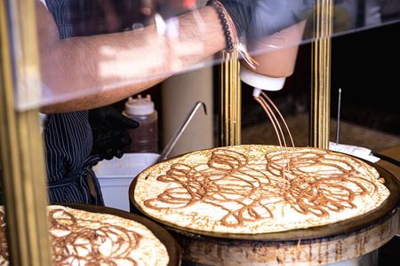 Montmartre Hill French Afternoon Tea Tasting Tour with Crepes and Macarons
