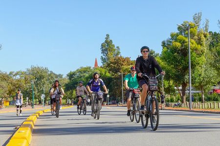 Cultural Experience by Bike around Palermo and Recoleta Max 6 ppl