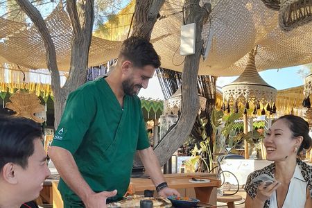Santorini Romantic Getaway Day Tour 