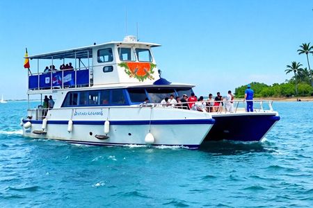 Boat party by San Andres Bay Island