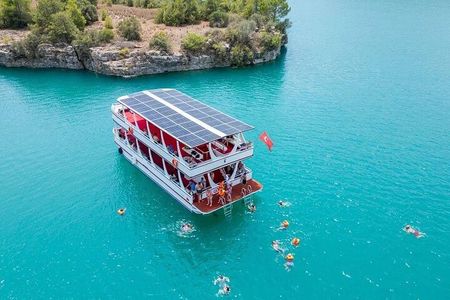 Lion Safari and Green Canyon Splash Feast with Lunch