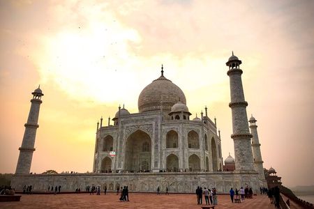 Taj Mahal Sunrise and Sunset tour from Delhi