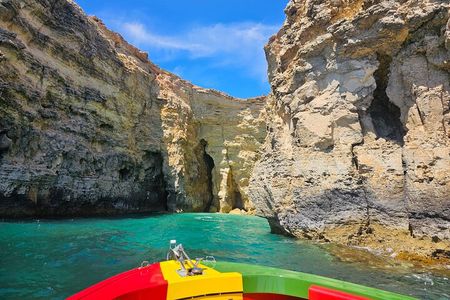 Private Speedboat 4hrs Around Comino Crystal Blue Lagoon Caves