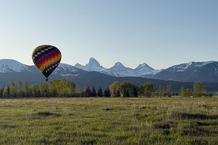 3 Hour Hot Air Balloon Flight in Driggs