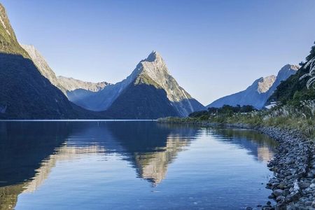  Milford Sound Small Group Tour, Cruise & Picnic Lunch