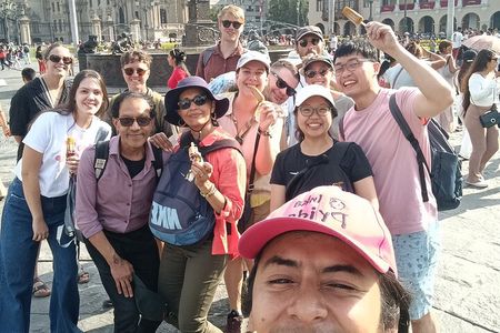 Alternative Lima City Tour & Catacombs - Max 10