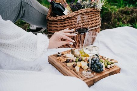Krakow Vineyard Tour with Wine Tasting and Dinner