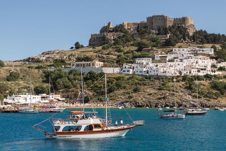 Bay to Bay Cruise in Lindos
