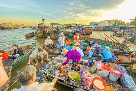 Cai Rang Floating Market Day Trip from Ho Chi Minh City