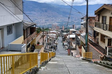 Motorcycle Tour Through the Neighborhoods of Medellin 