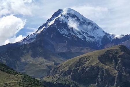 Kazbegi 3 Day Tour: Truso, Gergeti Trinity, Juta, Gveleti