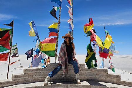 3-Day Salt Flats, Lagoons and Geysers from Uyuni to San Pedro