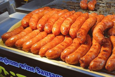 Private Night Market Tour with a Variety of Food Tastings