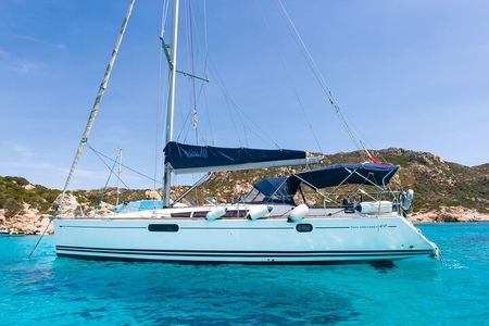 Archipelago of La Maddalena by 15 mt. sailing boat from Cannigione 