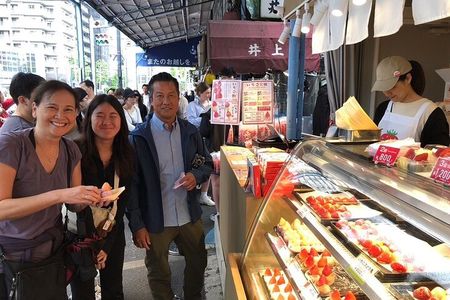 From Ocean to Chopsticks Tsukiji Market Food Tour By Local Expert