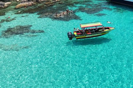 Private Speedboat 3hrs around Comino Crystal & Blue Lagoon Caves