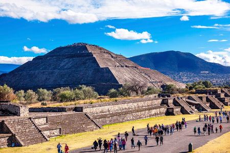 Best Tour of Teotihuacan with Basilica of Guadalupe and Tlatelolco