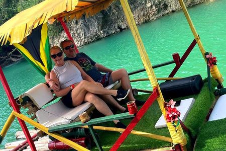 Dunn's River, Horseback Ride and Bamboo Rafting from Ocho Rios