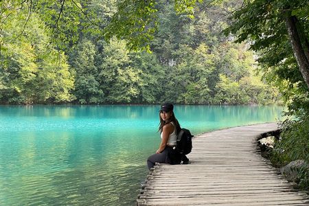 Zadar to Zagreb private transfer with a visit to Plitvice Lakes