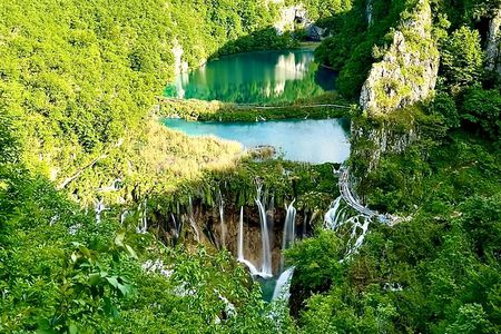 Šibenik to Zagreb private transfer with Plitvice Lakes Tour