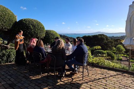 The Boutique Experience: Waiheke Best Cellar Tour (11 guests max)
