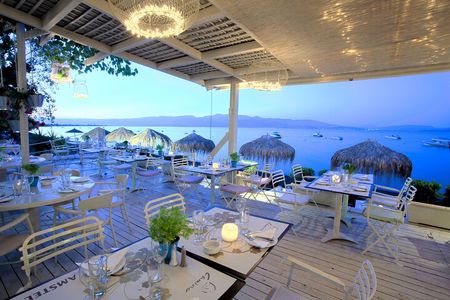 Athens: Meteora Monasteries, Caves & Coastal Stopovers with Lunch