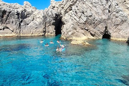 Blue and Green Caves Boat Tour from Dubrovnik with Šunj Beach