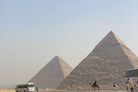 Full Day: Giza Pyramids, Sphinx & Grand Egyptian Museum Tour