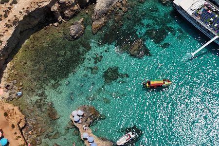 Private Speedboat 3hrs around Comino Crystal & Blue Lagoon Caves