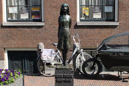 Private Anne Frank and World War Il Tour In Amsterdam