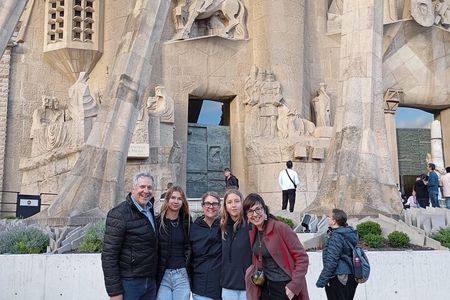 Sagrada Familia Private Tour with Expert Guide