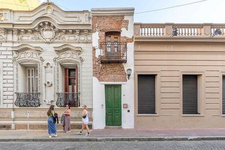 Casa Minima Tour, the narrowest house in Buenos Aires