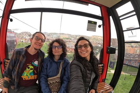 Ciudad Bolivar district by cable car, tour and graffiti workshop