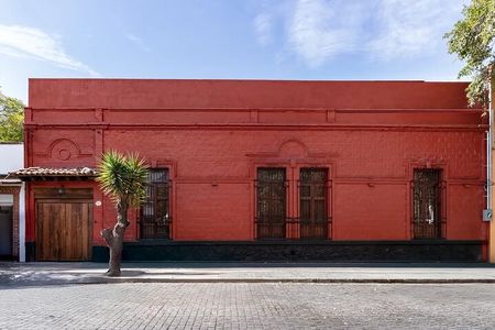 EXCLUSIVE TOUR Frida Kahlo Museum (Red House) - small groups