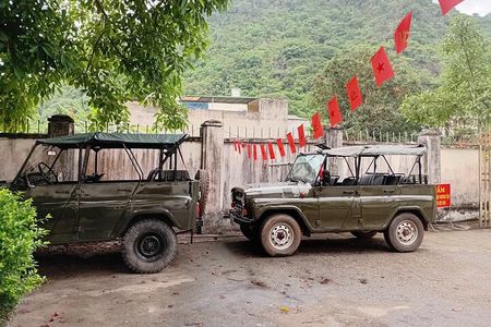 HOI AN Countryside Villages by Vietnam Army Jeep-like Vehicle