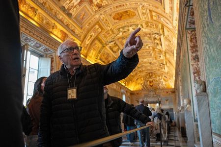 Rome: Vatican Museums & Sistine Chapel Tour & Priority Entry