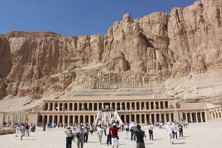Full Day Tour to East and West Banks of Luxor
